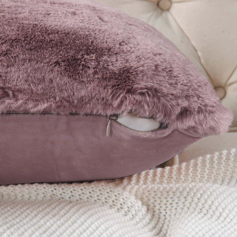 Housse de coussin lourd en fausse fourrure, H 26 pi x l 26 pi, Bois de rose