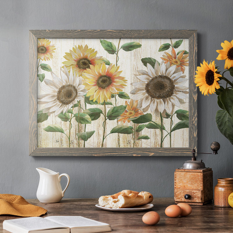 Sunflower Surprise- Rustic Framed Gallery Wrapped Canvas, Gris, H 22 po x l 32 po x P 1,5 po
