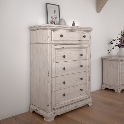 Dianna 40'' W 5 - Drawer Dresser