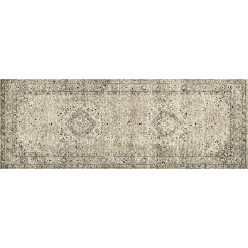 Mahfuze Oriental Indoor Rug, Runner 2'8" x 7'6"