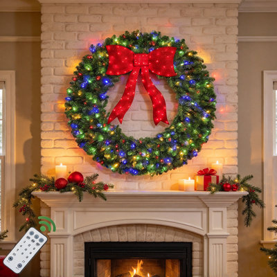 Couronne de Noël artificielle pré-illuminée de 122 cm (48 po), couronne de fêtes avec nœud rouge 3D pour la décoration intérieure et extérieure
