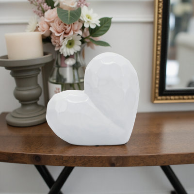 Stoneware Ceramic Geometric Heart Sculpture - Modern Abstract Decorative Object with Faceted Design, Durable and Elegant Home Accent