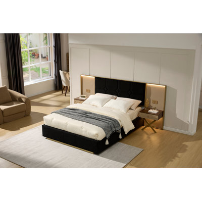 Luxueuse base de lit plateforme luxueuse, tête de lit en velours recouverte de métal, 2 lampes murales et table de chevet intégrées, structure en métal robuste et en bois massif, aucun sommier nécessaire, noir haut de gamme