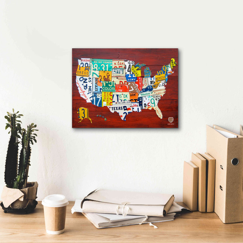 «Licence Plate Map USA» par Design Turnpike, H 12 po x l 16 po x P 0,75 po