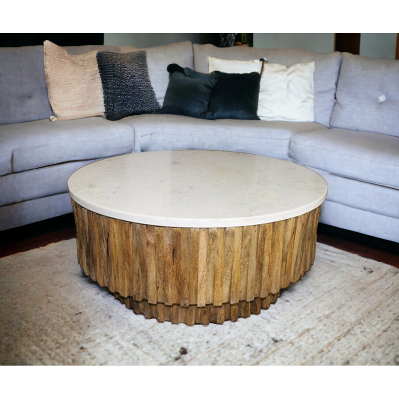 Table basse ronde avec plateau en marbre et bandes en bois