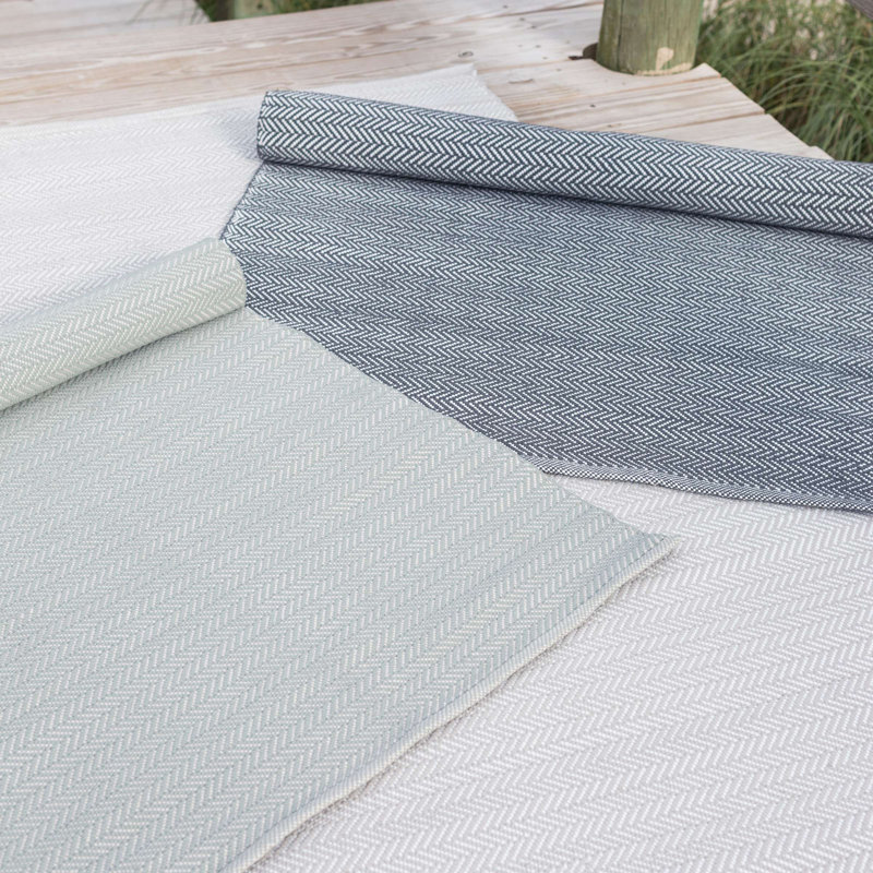Herringbone Indigo/White Handwoven Indoor/Outdoor Rug, Rectangle 6' x 9'
