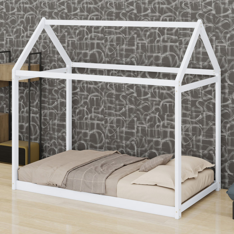 Lit maison en bois