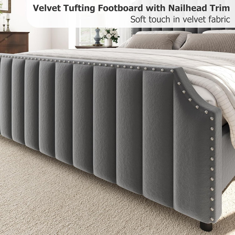 Très grande base de lit en velours pour très grand lit / très grand lit, tête de lit et pied de lit de 50,2 po de hauteur, lit plateforme très grand avec garniture cloutée