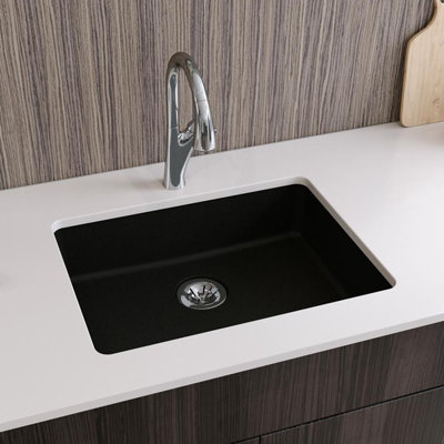 Évier de cuisine avec drain parfait 25 po x 18 1/2 po x 5 1/2 po Quartz Classic