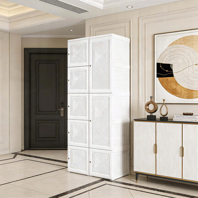 Garde-robe portable avec porte magnétique
