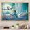Fille dans la chambre à coucher avec hibou sur une branche - reproduction de photo sur toile