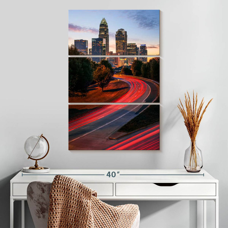 Nicci Illuminated Charlotte Highway, H 32 po x l 20 po