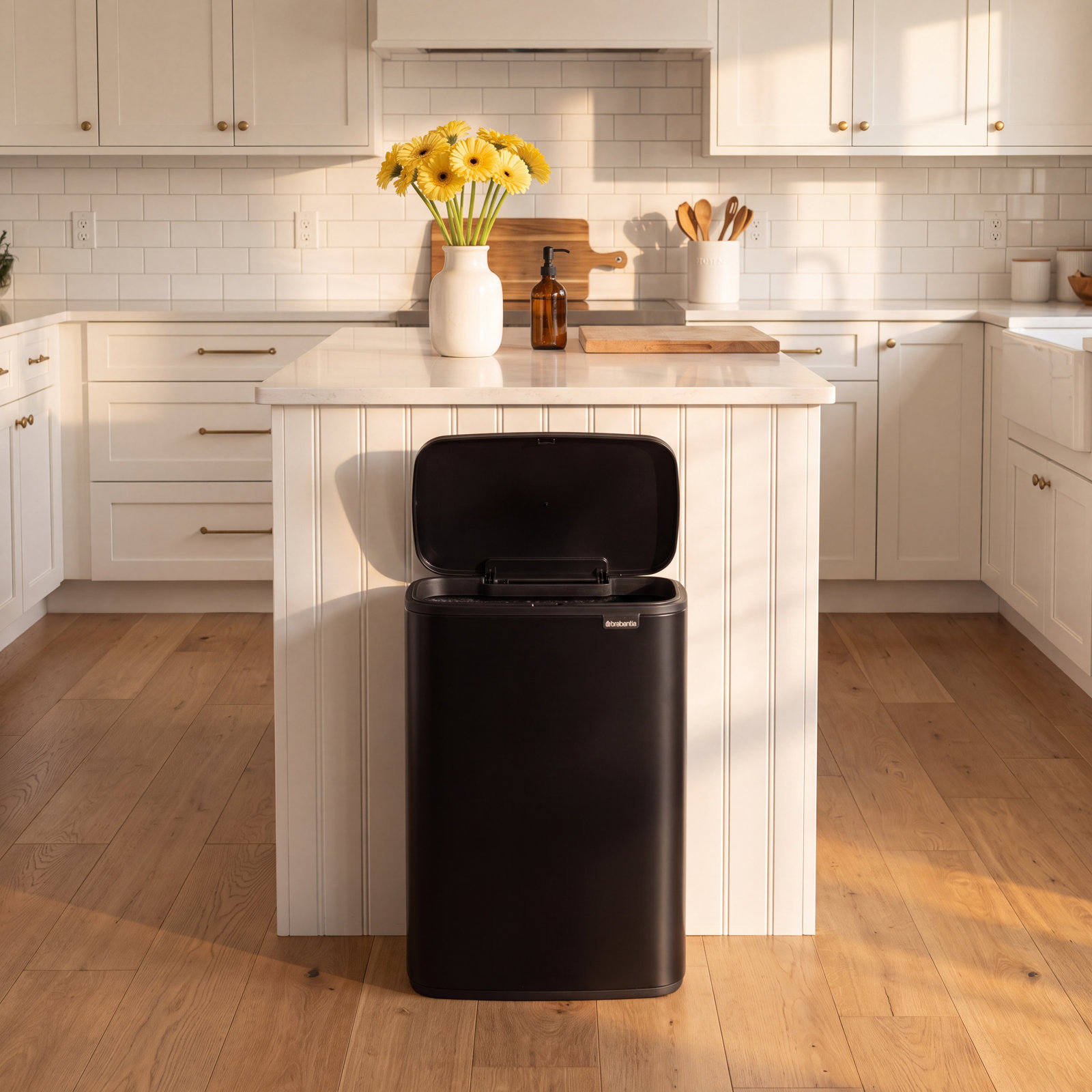 Brabantia Bo Touch Top Trash Can 9.5 Gallon, Confident Gray