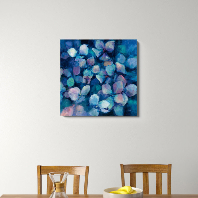 «Midnight Blue Hydrangeas» par Marilyn Hageman, reproduction d'art sur toile tendue, H 30 po x l 30 po
