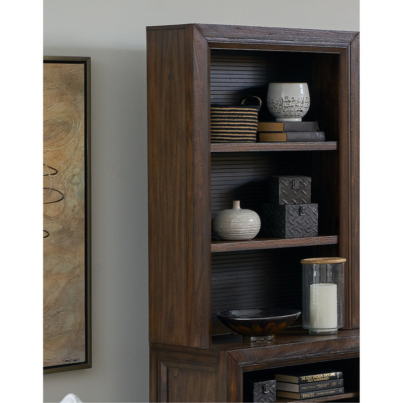 Armoire-bibliothèque Teton de 74 po de hauteur, sans assemblage requis, Buckeye rustique et finition noire
