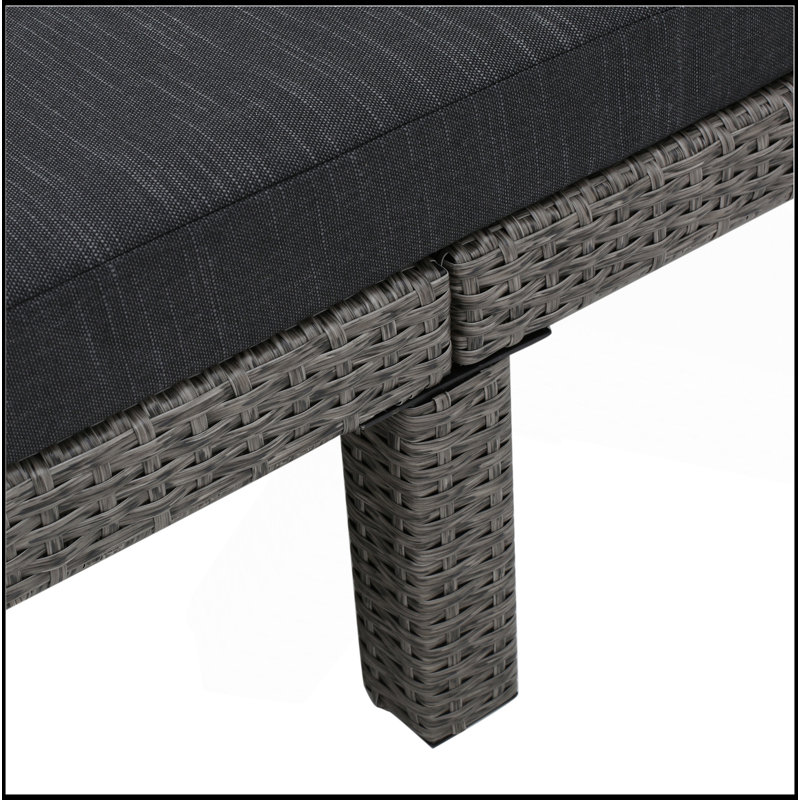 Chaise longue en osier polyvalente pour une détente toutes saisons