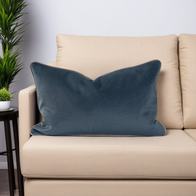 Oreiller en polyester 14 x 22 Qiviut