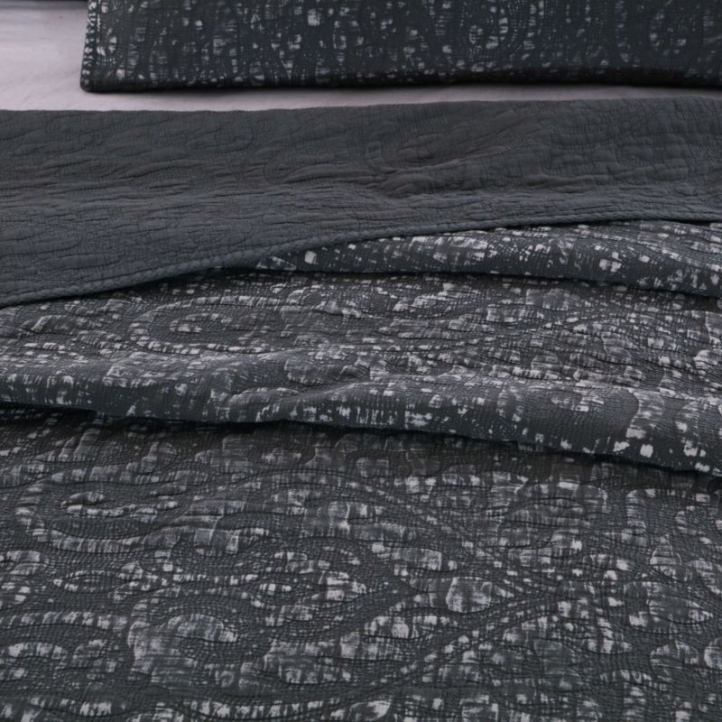 Modern & Contemporary Cotton Quilt, Gray/White, Queen Quilt + 2 Standard Shams