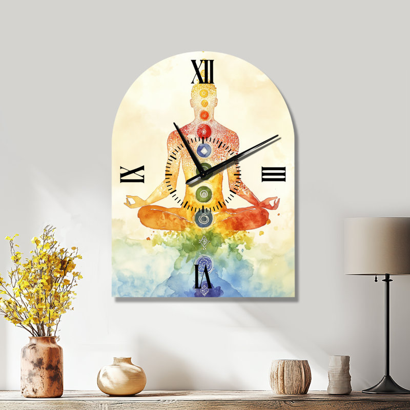 Chakras en équilibre radieux I - Horloge murale décorative Zen en forme d'arche, H 31 po x l 23 po - Arche