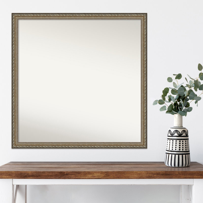 Miroir Filanthi en satin, H 28 po x l 28 po