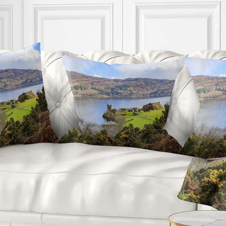 Coussin Lago Ness and Urquhart Castle, 18 po x 18 po, Coussin décoratif