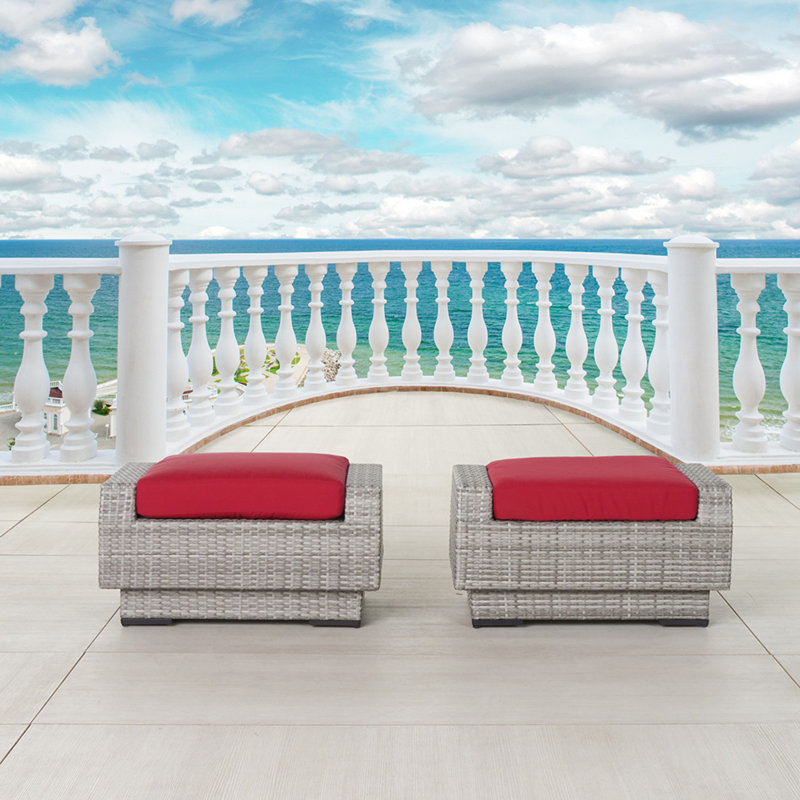 Repose-pieds Fionnula avec housses de coussin Sunbrella, Toile Sunbrella® rouge Jockey