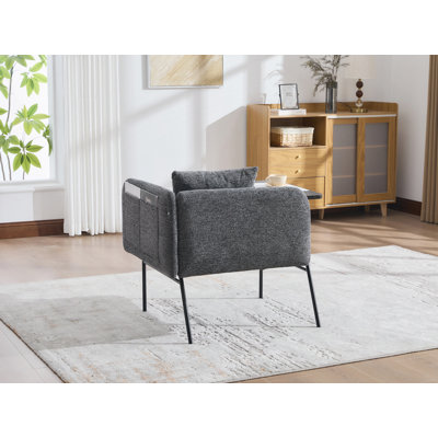 Chaises modernes rembourrées avec pieds en métal et poches latérales