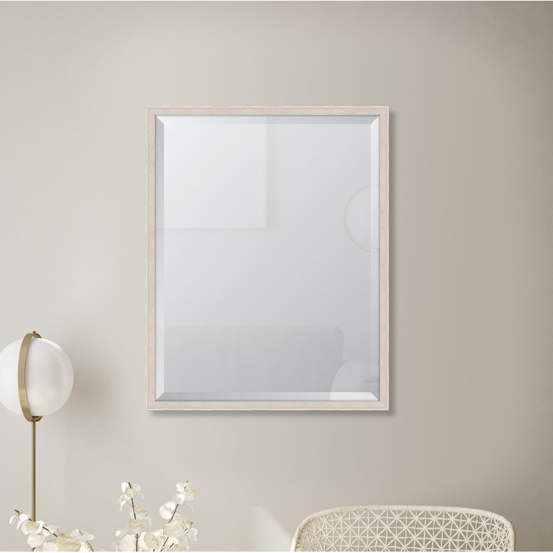 Miroir d'appoint Agapi, 23,75 po x 29,75 po, Blanc délavé