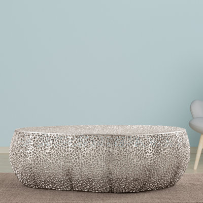 Table basse cylindrique en aluminium Cindie