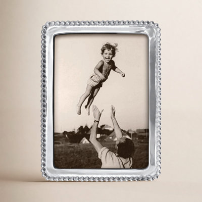 String of Pearls Picture Frame
