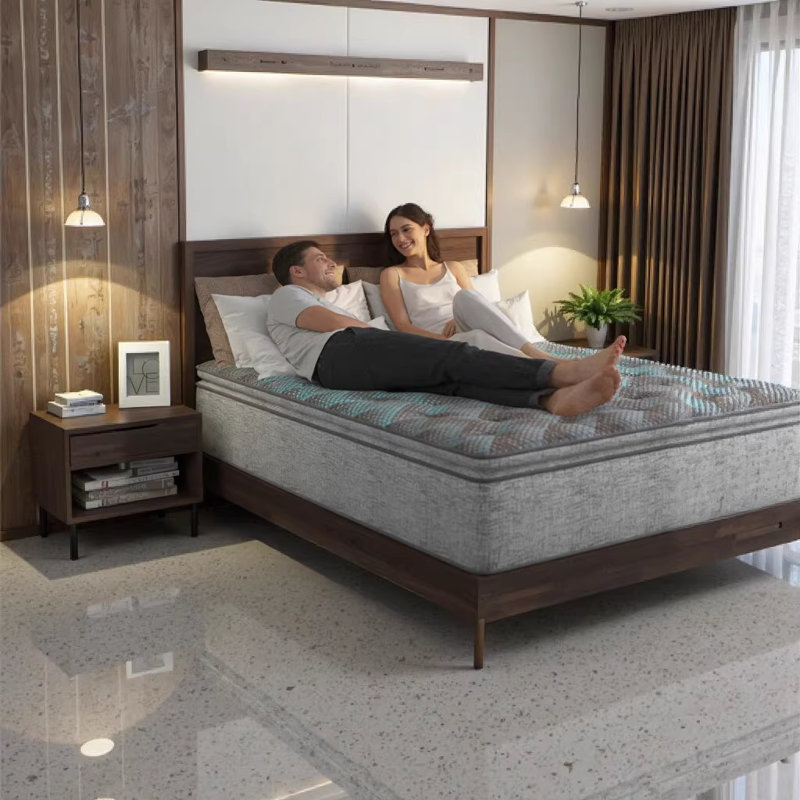 Matelas hybride de 14 po avec ressorts ensachés individuels Restonic Comfort Care, Lit simple