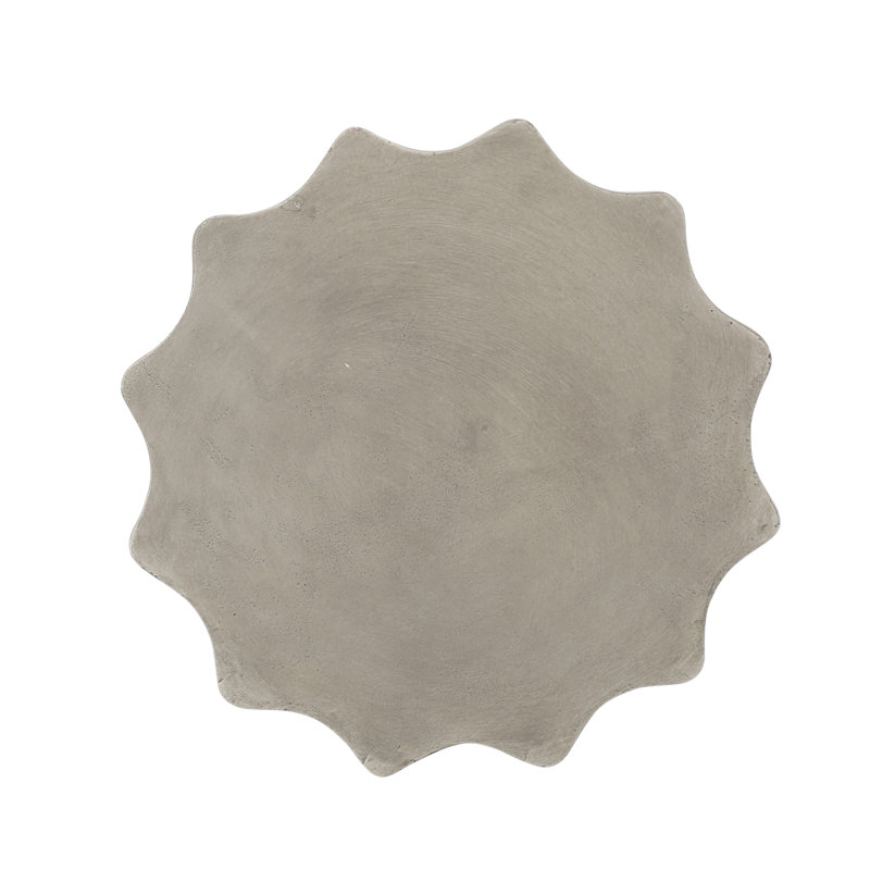 Table d'appoint moderne en béton léger avec motif sculptural