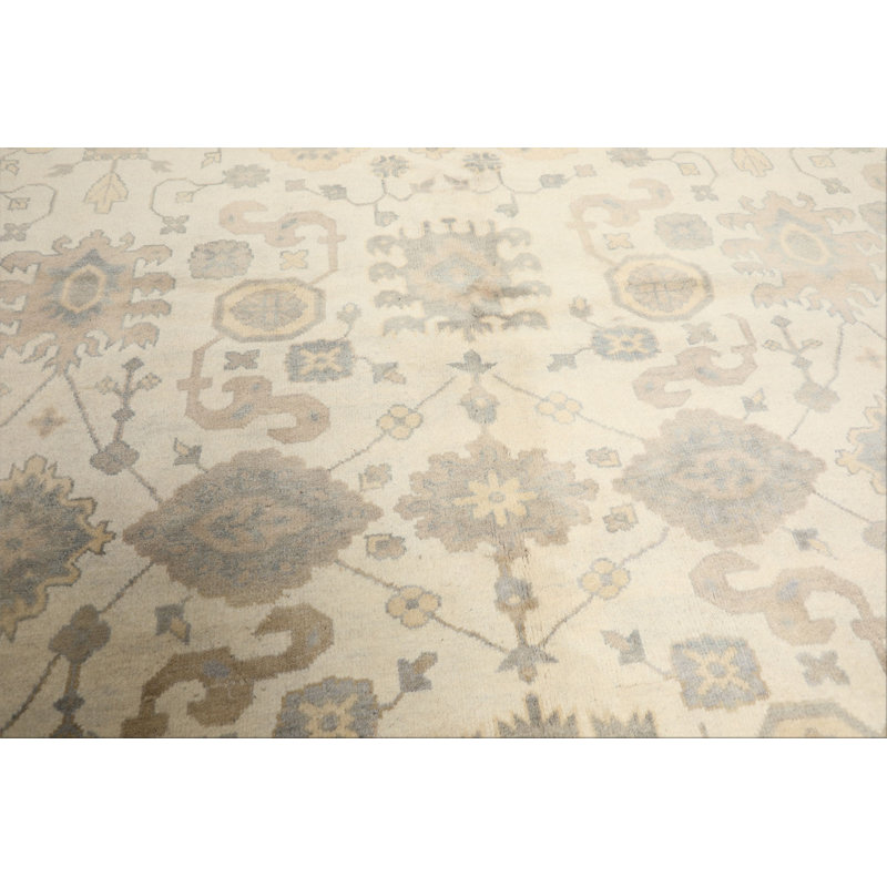 Tapis Oushak en laine ivoire et gris, noué à la main, style Arts & Crafts, 2,46 m x 3,05 m