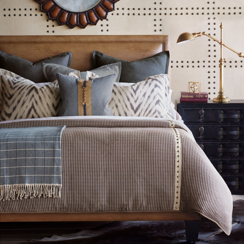 Arthur Square Pillow Cover & Insert, Down