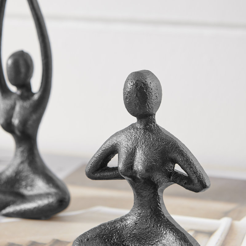 Ensemble de 3 poses de sculpture en métal brun foncé en fonte