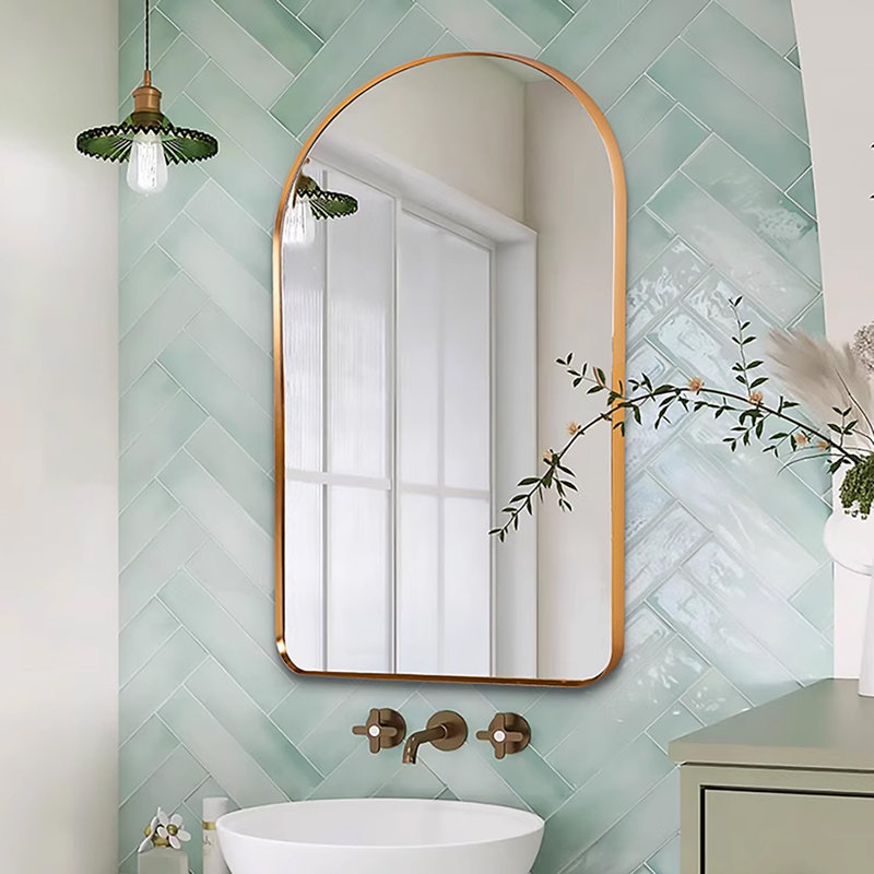 Miroir de salle de bain Bayze, Doré, 39,5 po x 23,6 po