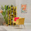 Art mural Mid-Century orange fleuri encadré par Floater, conception par Yvette St. Amant-344955478-344955476