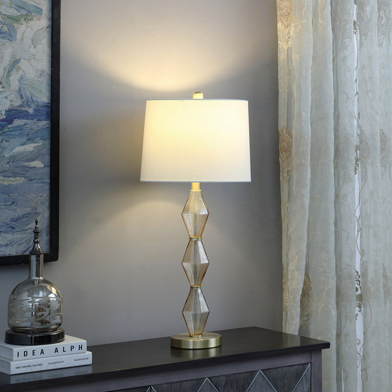Lampe de table 29,5 "In Emil Moderne, Or brossé