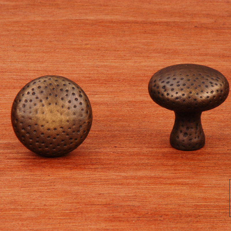 CK Series 1 1/4" Diameter Mushroom Knob, Antique English