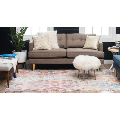 Leanora Geometric Indoor Rug