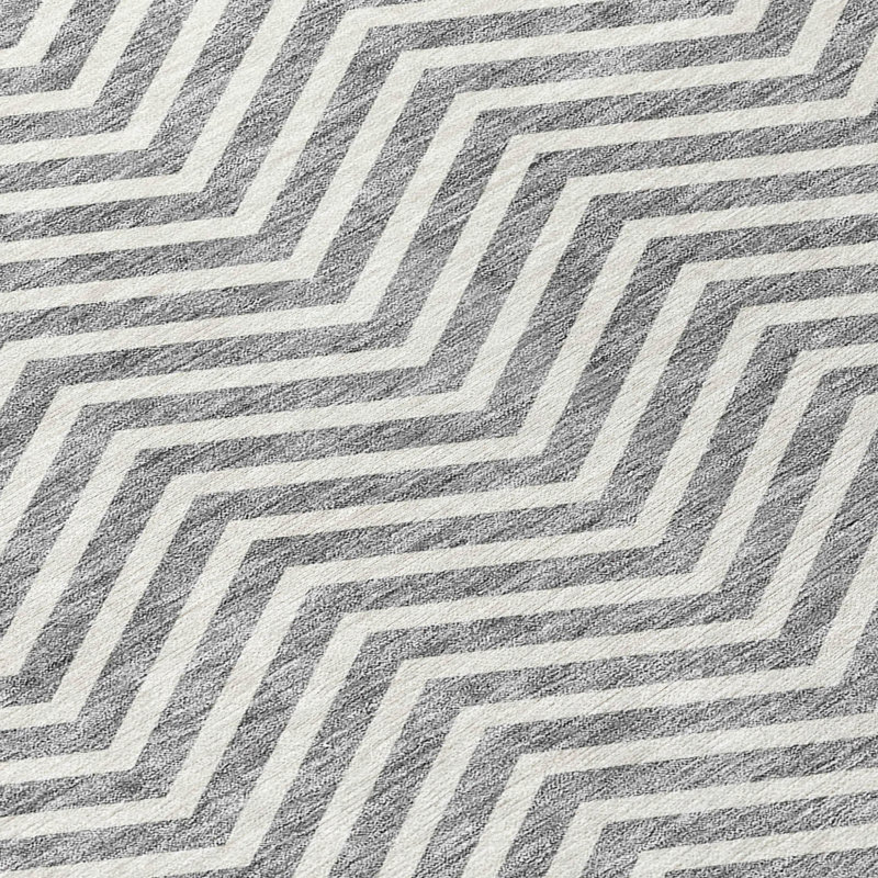 Tapis rond lavable intérieur 8 pi à chevrons gris
