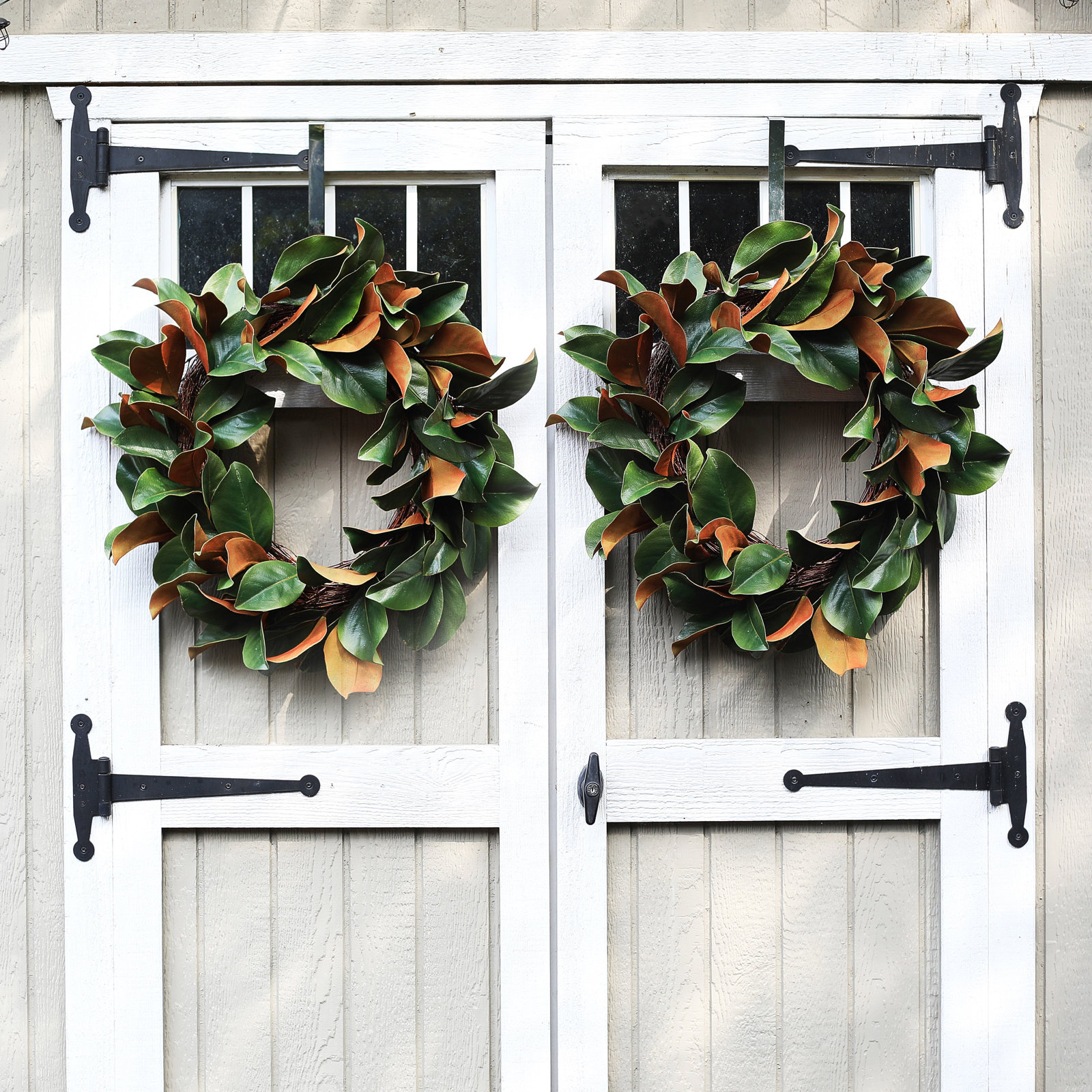 24'' Handcrafted Faux Magnolia Silk Wreath