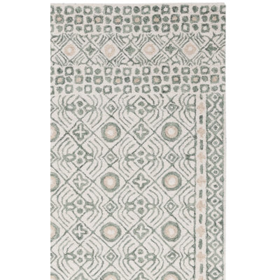 Mairah Hand Tufted Wool/Cotton Geometric Rug in Ivory/Grey