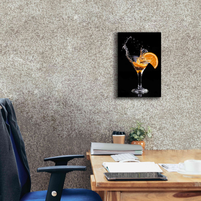 "Latitude Vermouth" par Epic Portfolio, art mural sur toile Latitude Run®, H 18 po x l 12 po x P 0,75 po