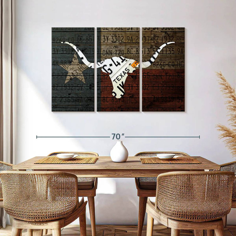 Longhorn Art With Flag, 36" H x 57" W