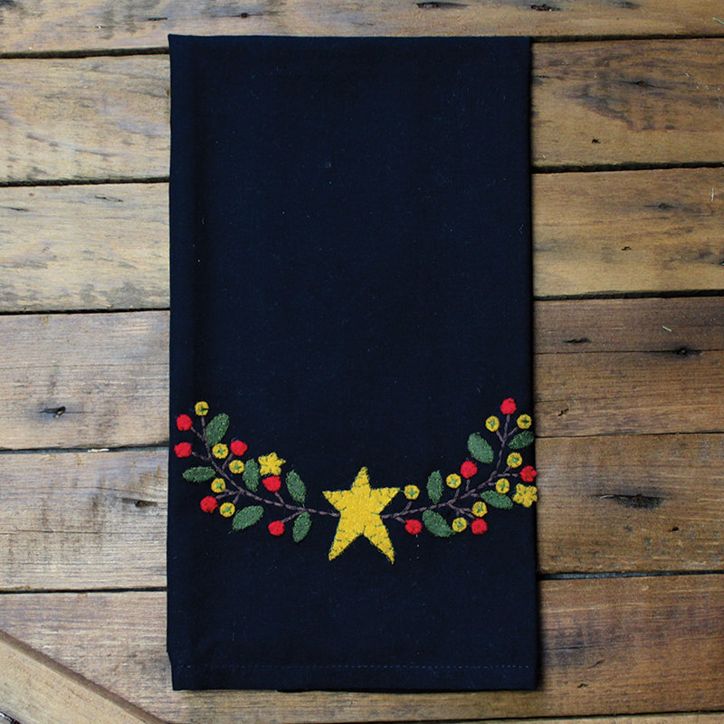 Red Barrel Studio® Star Berry Vine Towel