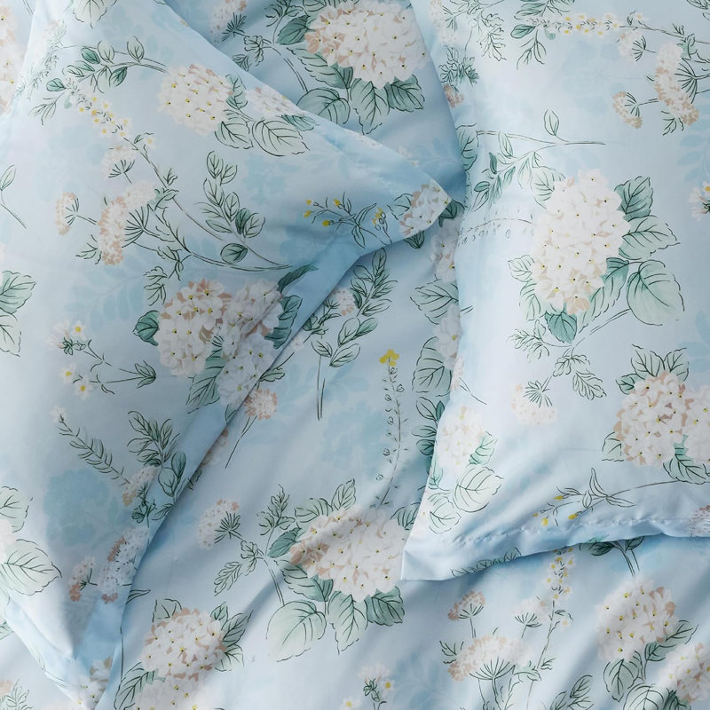 Bedsure Reversible Cute Flower Patterned Bedding Duvet Cover, King Duvet Cover + 2 Shams, Blue Elegance