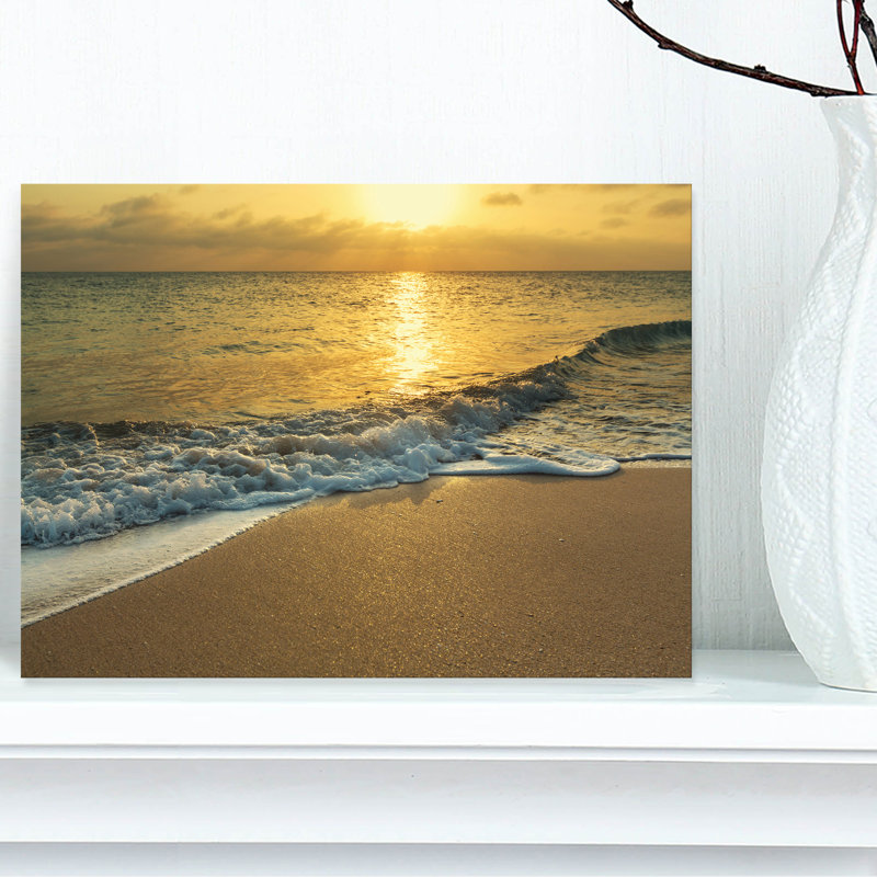 Vagues blanches sous jaune coucher de soleil moderne, reproduction de photo sur toile tendue, H 8 po x l 12 po x P 1 po