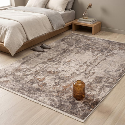 Grey free-form abstract machine-woven polyester area rug design