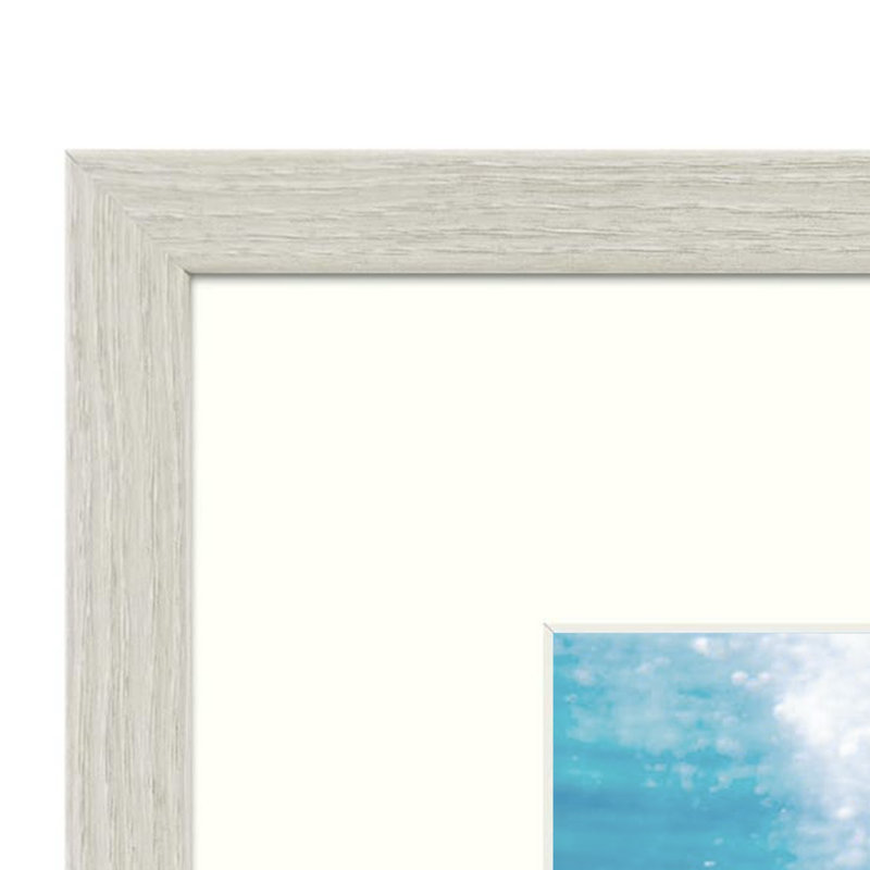 Cadre photo Nickolas Classic avec passe-partout ivoire, Blanc / Beige, 8 po x 8 po